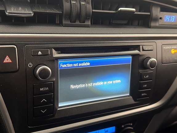 Toyota Auris 21 of 30