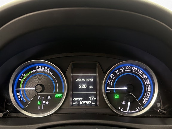 Toyota Auris 16 of 30