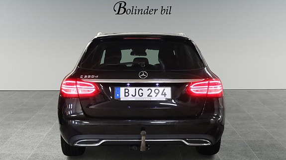 Mercedes-Benz C220 d 5 of 14