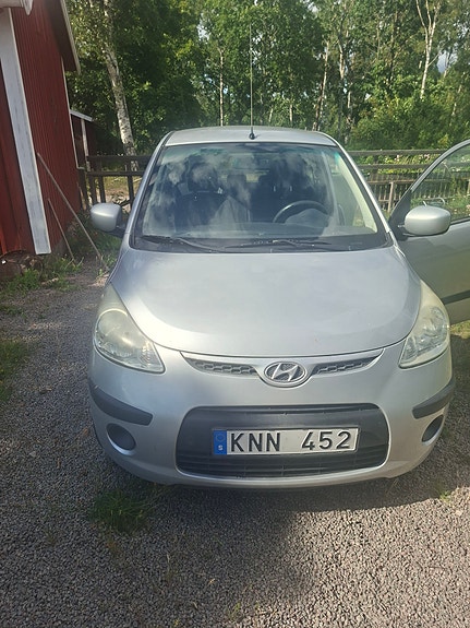 Hyundai i10 4 of 5
