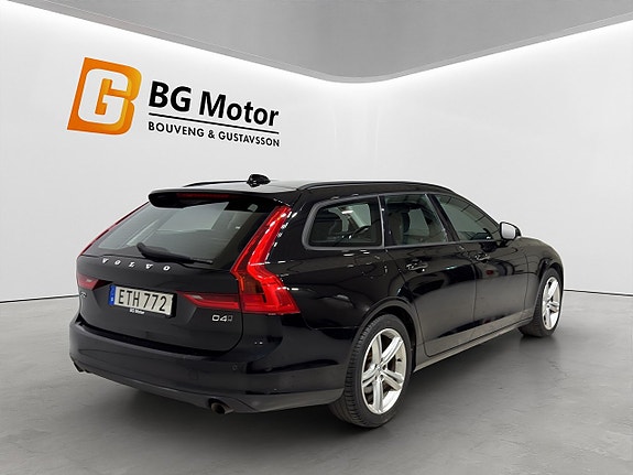 Volvo V90 4 of 5
