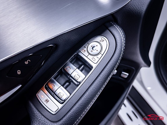 Mercedes-Benz GLC220 d 29 of 29