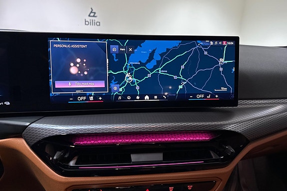 BMW 330e 13 of 19