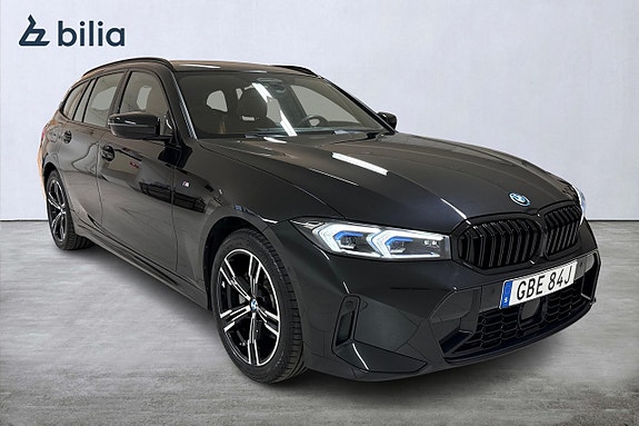 BMW 330e 18 of 19