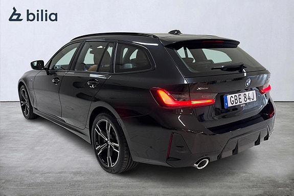 BMW 330e 2 of 5