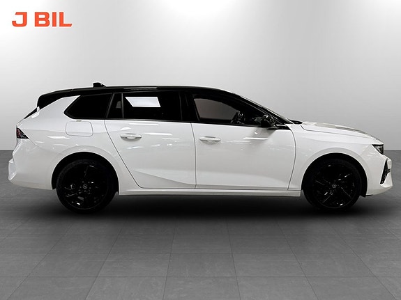 Opel Astra 15 of 17