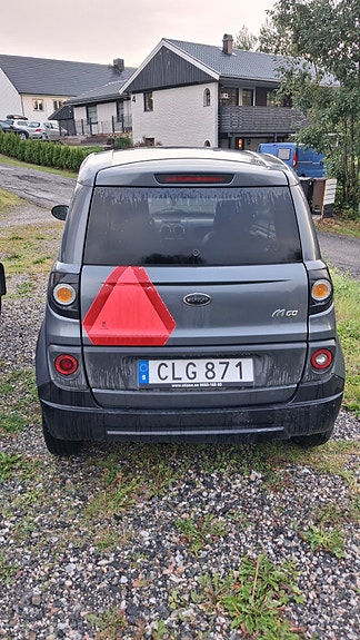 Microcar MGO Lambordini 2 of 3