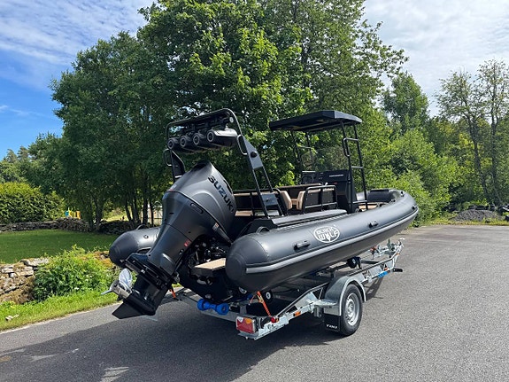 Black Wolf Rib DLX 640 3 of 12