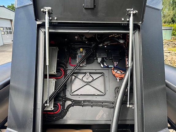 Black Wolf Rib DLX 640 10 of 12