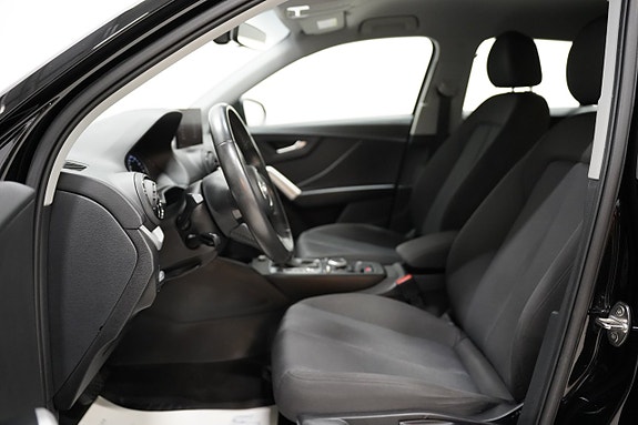 Audi Q2 8 of 21