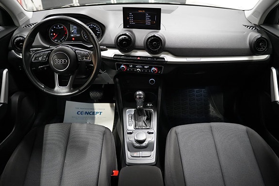 Audi Q2 10 of 21