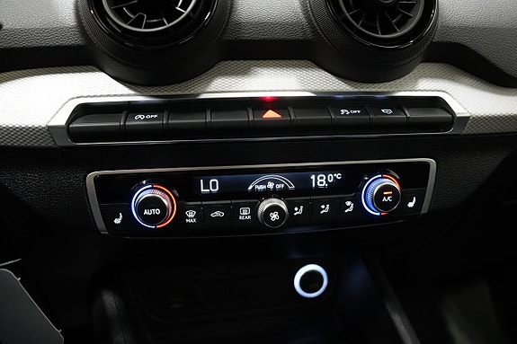 Audi Q2 15 of 21