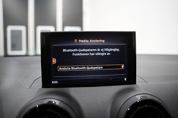 Audi Q2 16 of 21