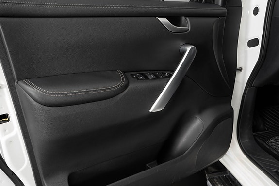 Mercedes-Benz X250 d 10 of 24