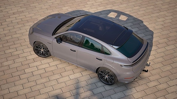 Porsche Cayenne 4 of 5