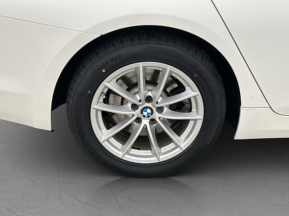 BMW 530e 29 of 30
