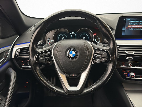 BMW 530e 11 of 30