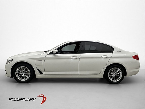 BMW 530e 2 of 30