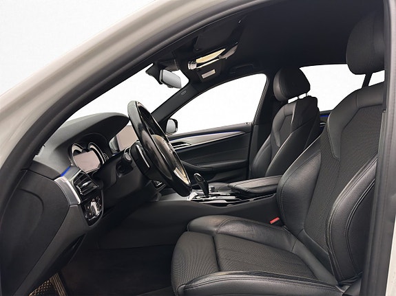 BMW 530e 9 of 30