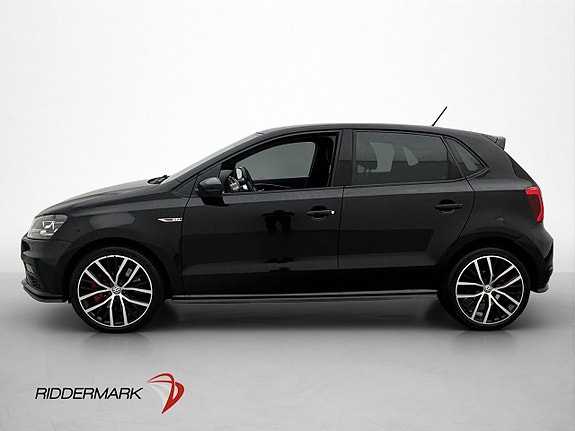 Volkswagen Polo 2 of 5