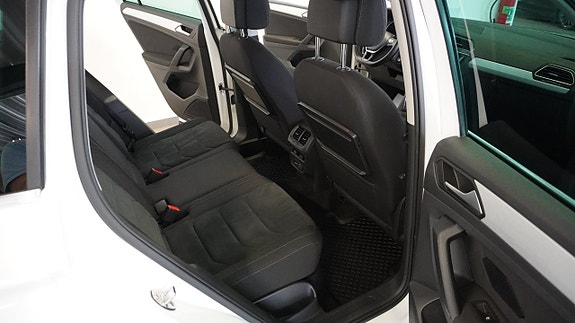 Volkswagen Tiguan 11 of 22