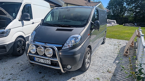 Opel Vivaro 3 of 3
