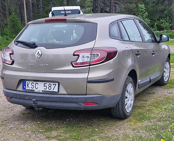 Renault Megane III 4 of 4