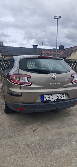 Renault Megane III 3 of 7
