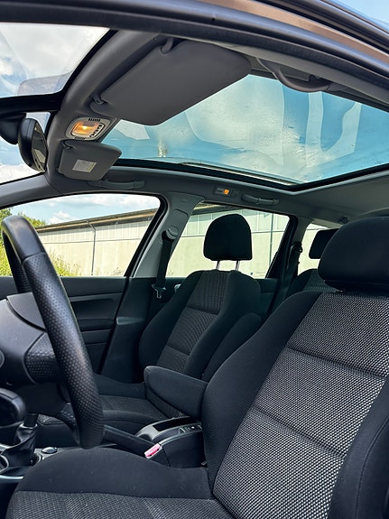 Peugeot 307 SW 5 of 5