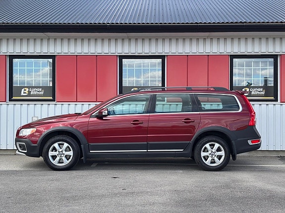 Volvo XC70 3 of 25