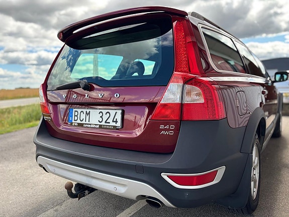 Volvo XC70 23 of 25