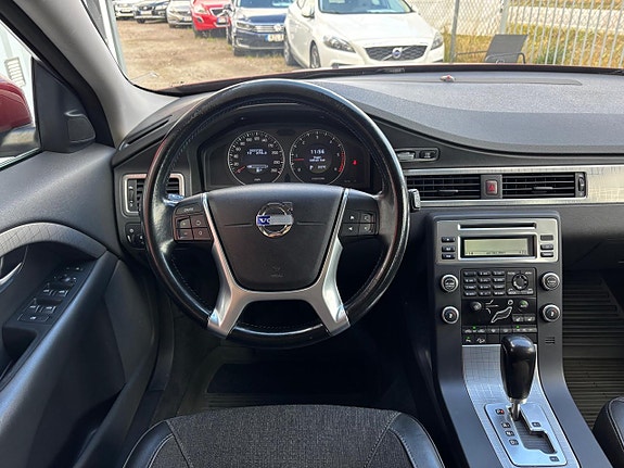 Volvo XC70 10 of 25