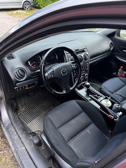 Mazda 6 4 of 5