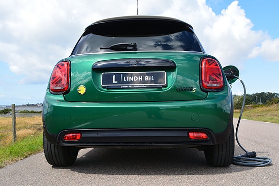 MINI Cooper SE 8 of 30