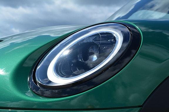 MINI Cooper SE 13 of 30