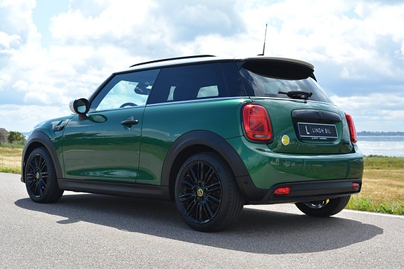 MINI Cooper SE 7 of 30