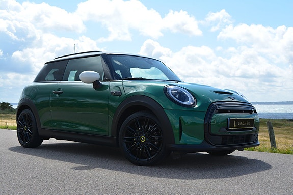 MINI Cooper SE 12 of 30