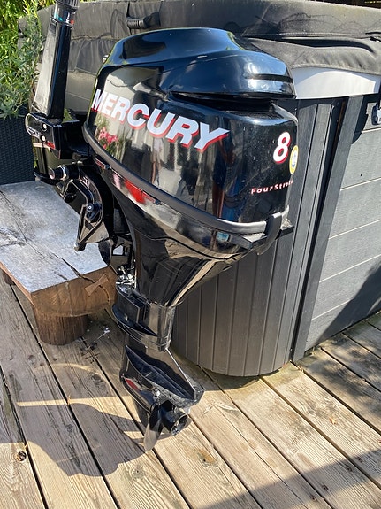 Mercury inflatable bort med Mercury 8hk motor 3 of 3
