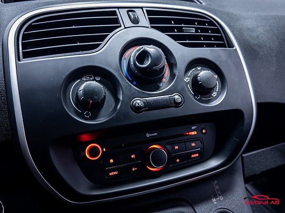 Renault Kangoo Express 24 of 26