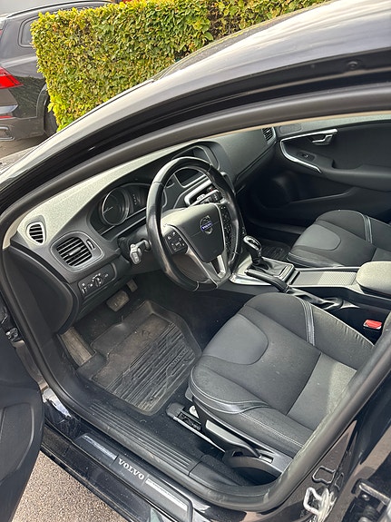 Volvo V40 5 of 5