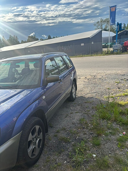 Subaru Forester 4 of 5