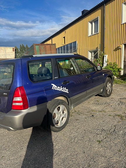 Subaru Forester 5 of 5