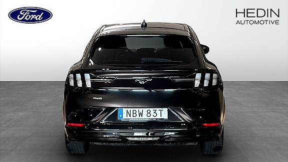 Ford Mustang Mach-E 7 of 9