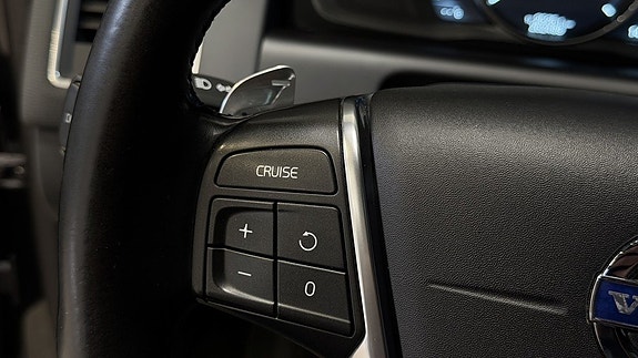 Volvo XC60 20 of 29