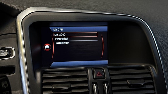 Volvo XC60 24 of 29