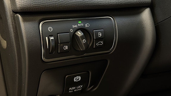 Volvo XC60 19 of 29
