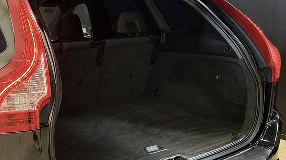 Volvo XC60 29 of 29