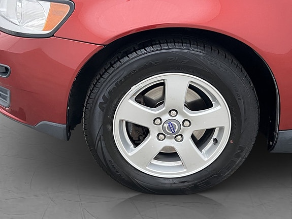 Volvo V50 22 of 25