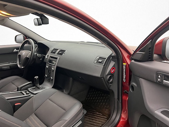 Volvo V50 18 of 25