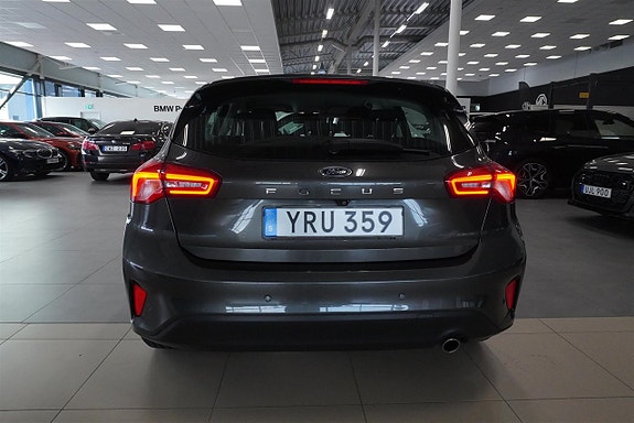 Ford Focus 4 of 9